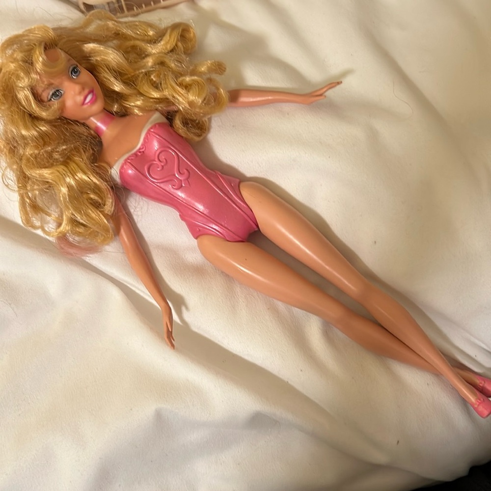 Bath Time Aurora Barbie
